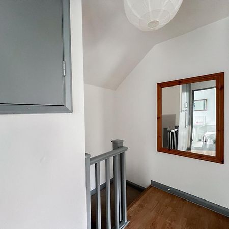 Well-Equipped 4 Bedroom House Close To City Centre Leeds  Extérieur photo