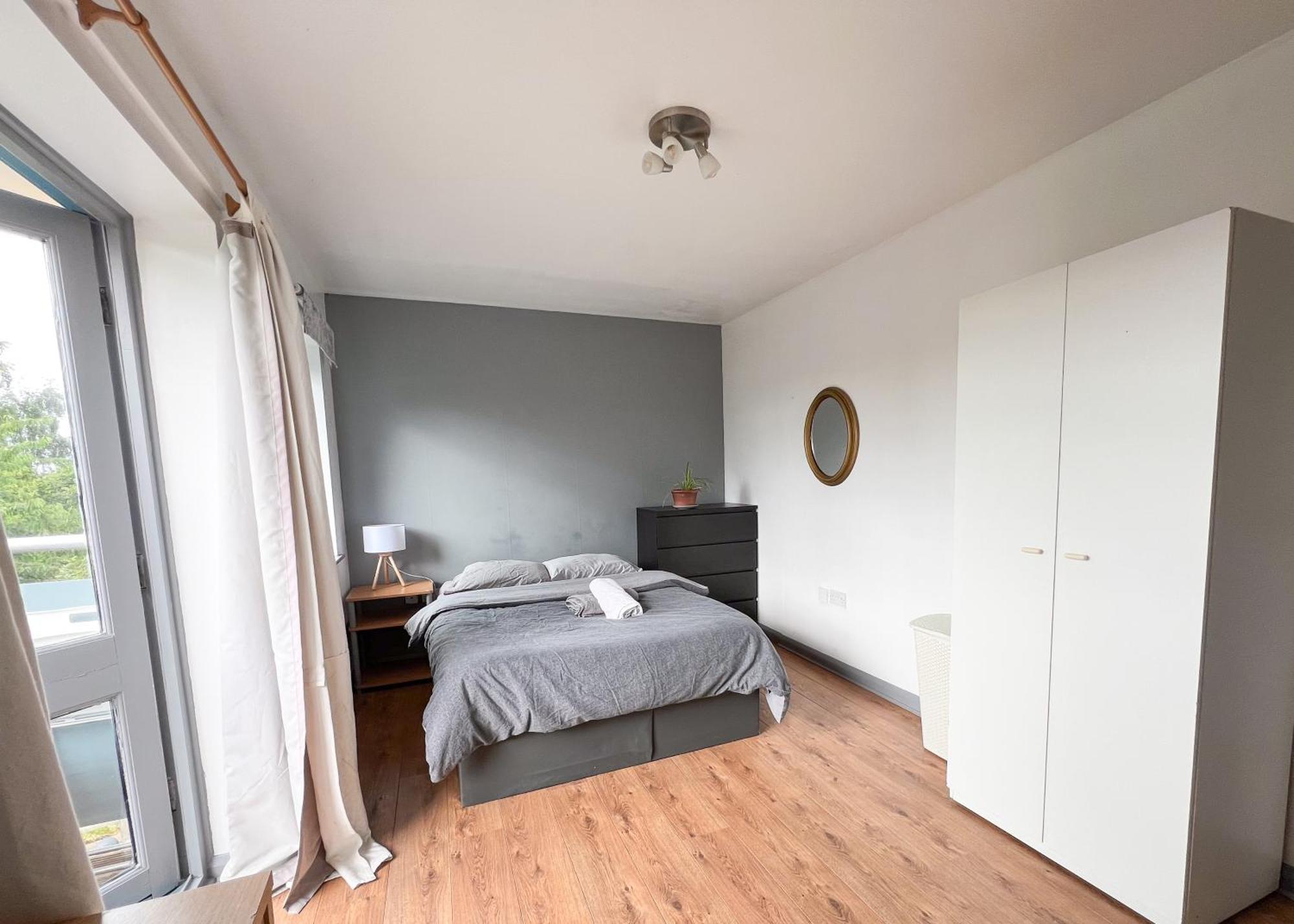 Well-Equipped 4 Bedroom House Close To City Centre Leeds  Extérieur photo